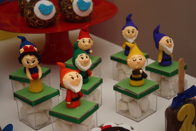 Anões e Branca de Neve Biscuit