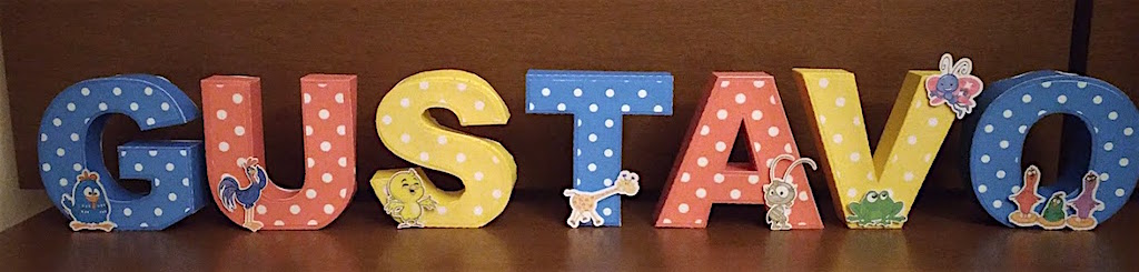 Letra 3D Galinha Pintadinha