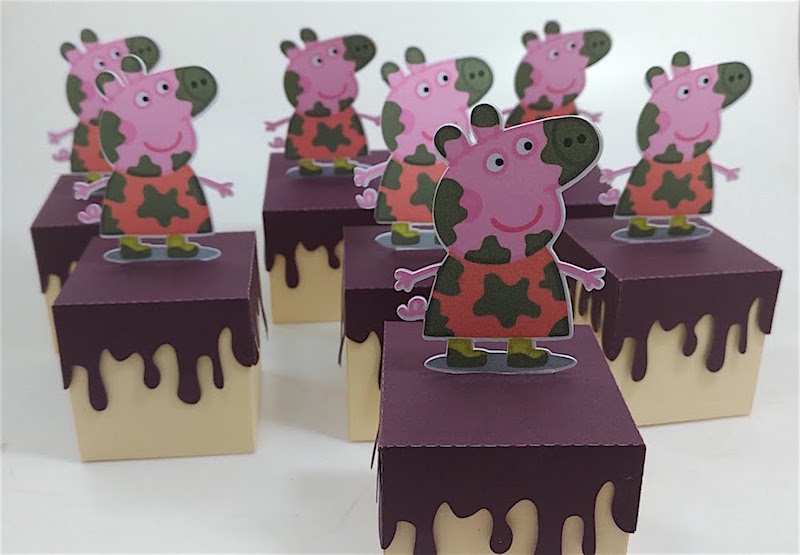 Caixinha Peppa Pig na Lama