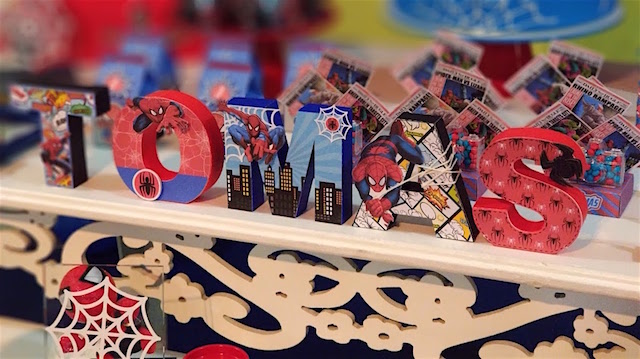 Letra 3D Homem Aranha